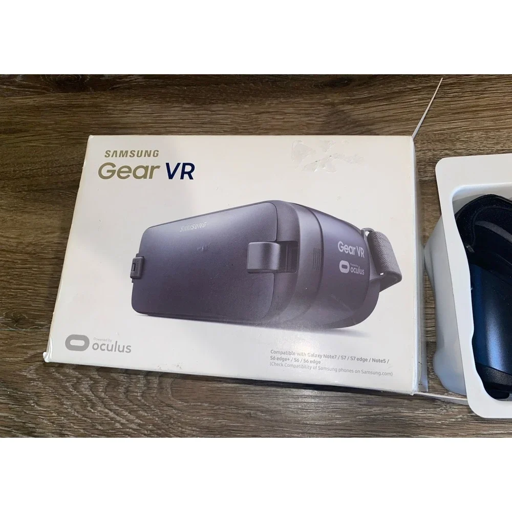 Samsung Gear VR Oculus Virtual Reality Headset